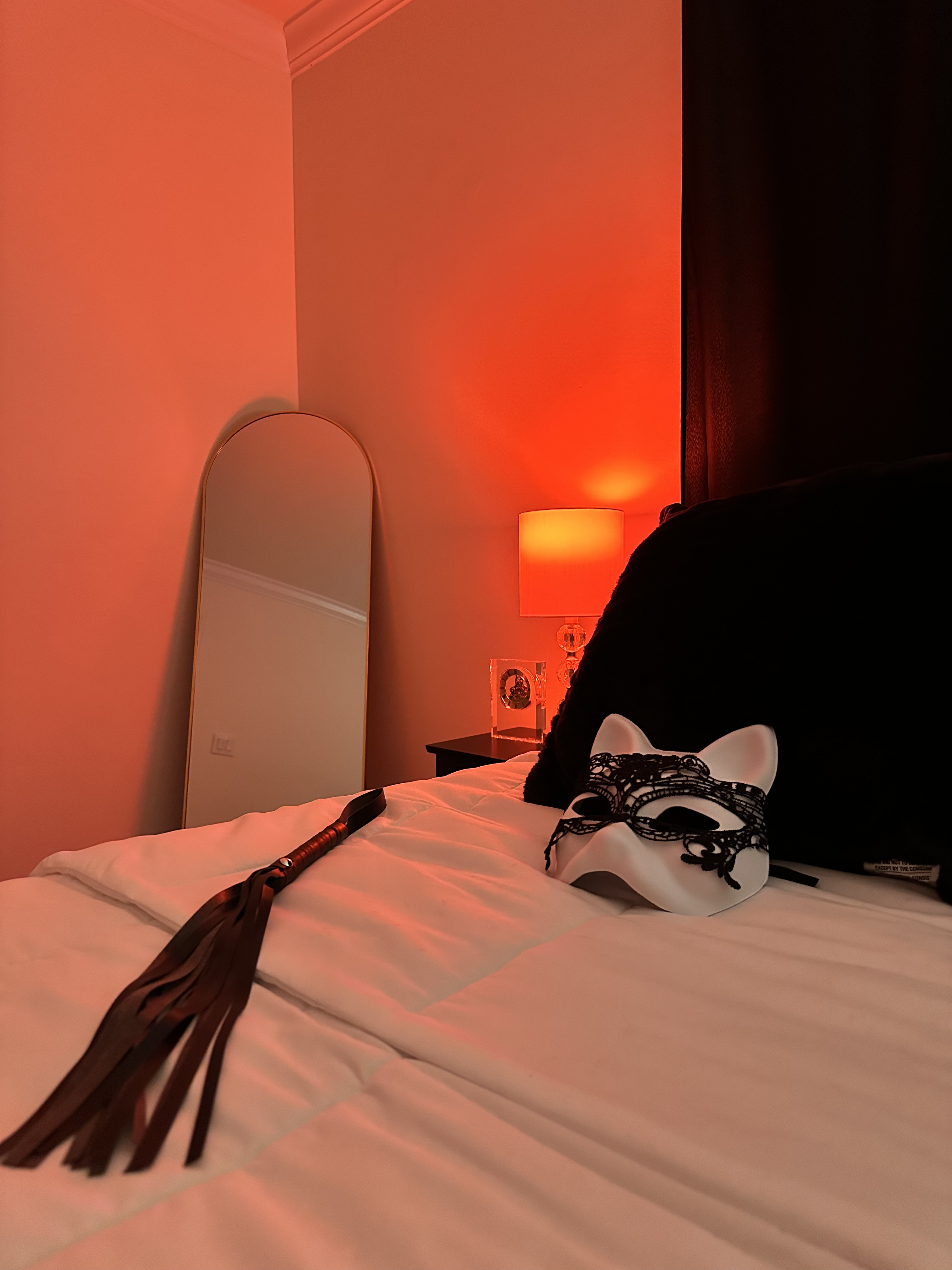 Bedroom detail